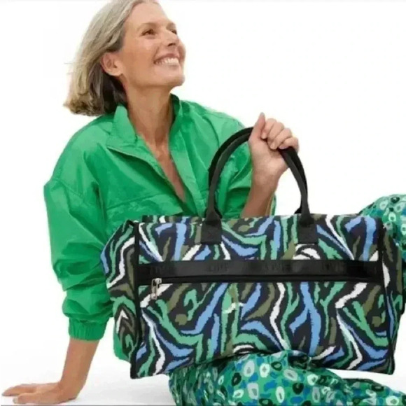 NWT DVF for Target Disco Zebra Green Weekender Bag - Picture 1 of 6